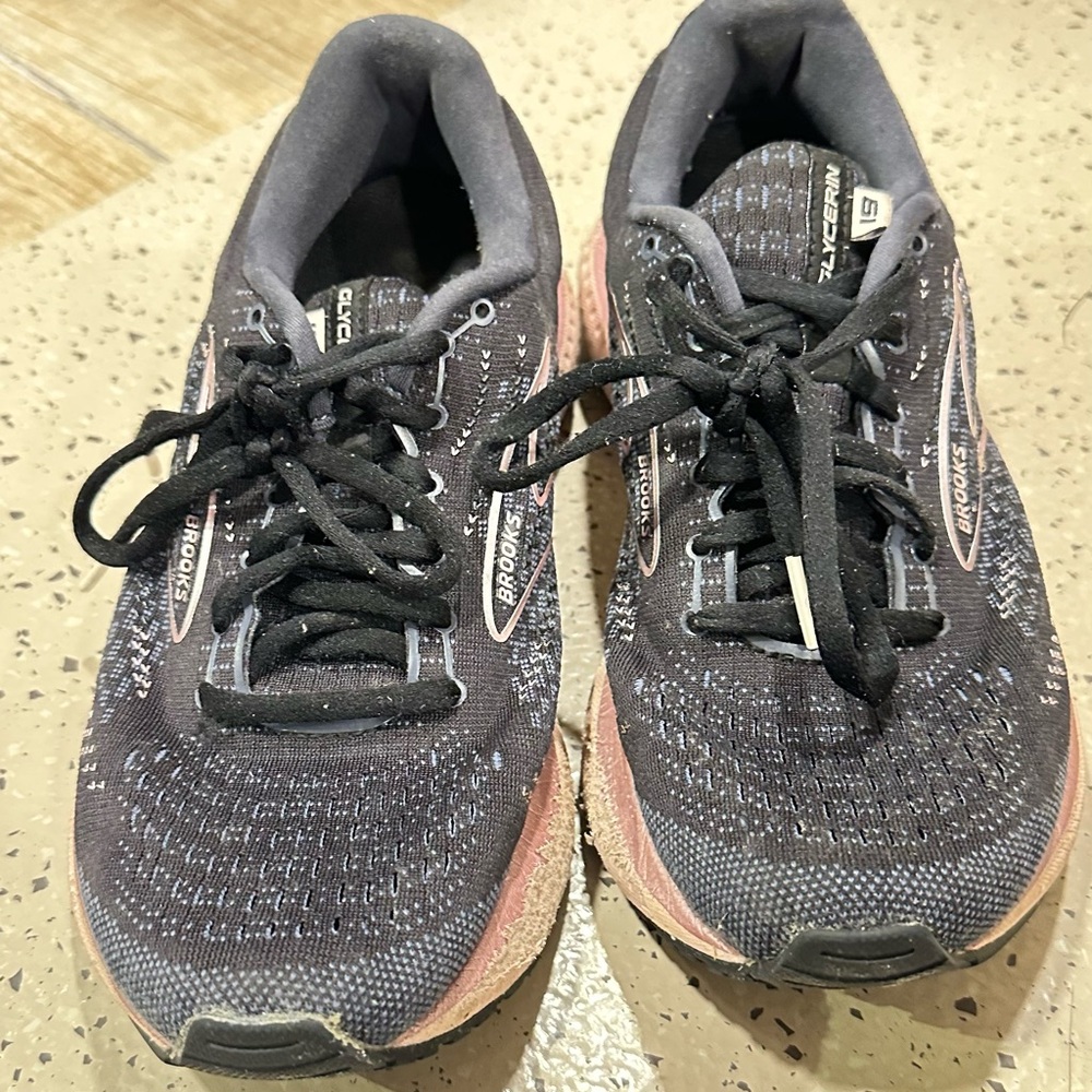 Brooks size 7.5